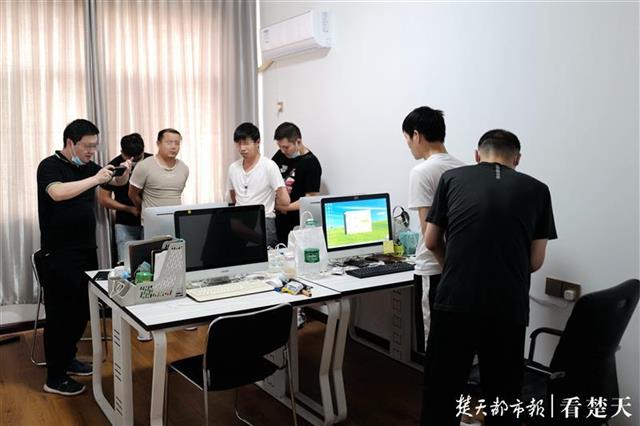 炒股被骗如何报案_虚假股票平台诈骗_股票配资 骗局