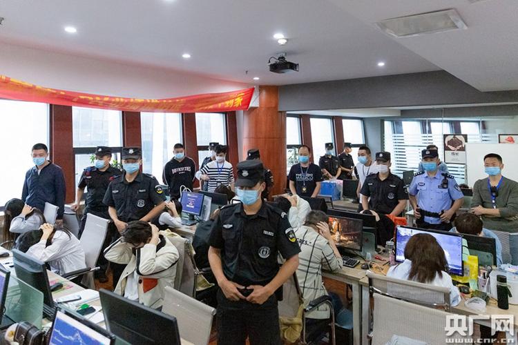 股票配资被骗案例_股票配资诈骗.破案_职业股民配资被骗100万