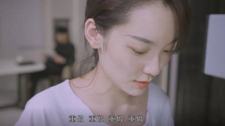 女作家炒鸡蛋成黑暗料理,霸道总裁吃完神情大变